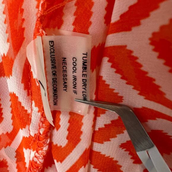 Hawthorn Women's size Medium blouse, sheer, graphic print. #1033 - Picture 9 of 10